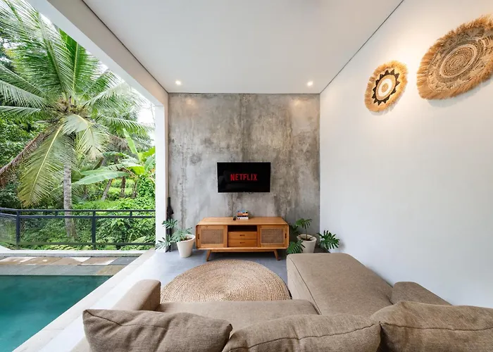 Tropical Modern Private *